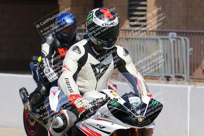 media/Aug-26-2022-Fastrack Riders (Fri) [[055e3b3c9d]]/level 2/Session 1 Start Finish/